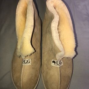 NWOT Ugg Slippers